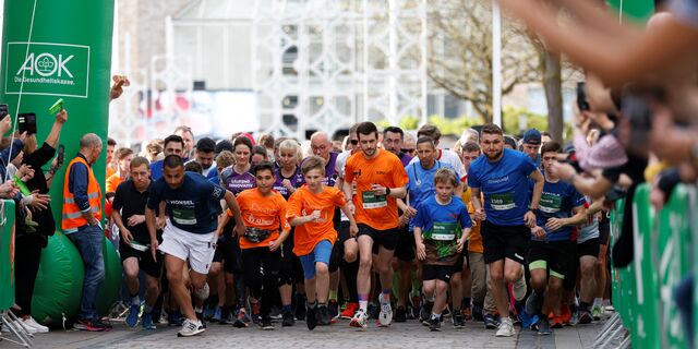 Start des AOK-Firmenlaufs.