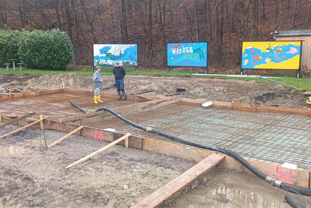 Die Baustelle des neuen Kinderbeckens im Freibad Dellwig