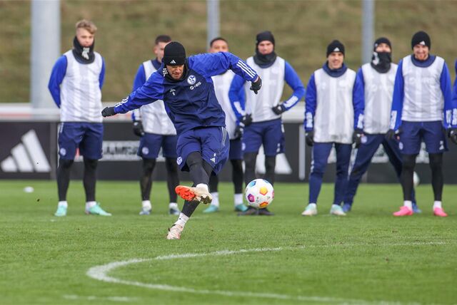 16.01.2024, Fussball, Saison 2023/2024, 2. Bundesliga, Training FC Schalke 04, Simon Terodde (FC Schalke 04)