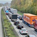 Ein Unfall auf der A44 Höhe Unna sorgt am 1. September für Stau auf der Autobahn. (Symbolfoto)