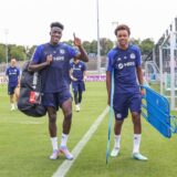 Bryan Lasme (l.) und Assan Ouedraogo vom FC Schalke 04