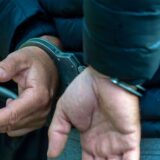Handschellen an den Händen
