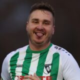 Kevin Marquardt freut sich über Torerfolg.