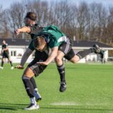 Sturz im Spiel zwischen dem SV Afferde und dem SV Langschede.