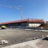 Der Rohbau des neuen Vereinsgebäudes ist fast fertig, im zweiten Quartal sollen die Innenausbauten beginnen.
