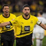 Emre Can jubelt nach seinem Tor gegen Frankfurt.