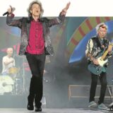 Die Autobahnpolizei Kamen sorgte im Jahr 1965 dafür, dass das erste Stones Konzert auf europäischem Festland nicht ins Wasser fiel. Die Einsatzkräfte halfen Bill Wyman bei einer Notsituation im Kamener Kreuz.