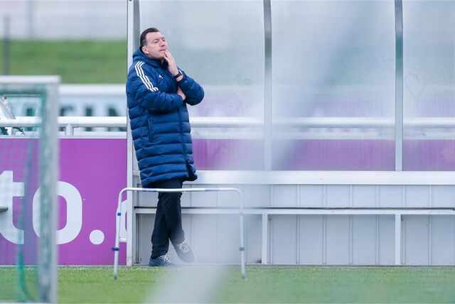 27.03.2024, Fussball, Saison 2023/2024, 2. Bundesliga, Training FC Schalke 04, Sportdirektor Marc Wilmots (FC Schalke 04)