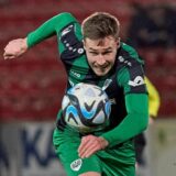 Joel Grodowski versucht, seinem Gegenspieler zu entwischen.