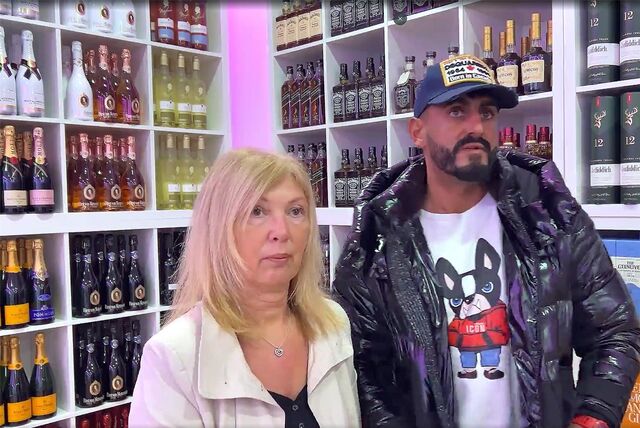 Alexandra Allefeld und Güven Tepe zeigten im Frühjahr das Innere ihres Kiosks in Unna.