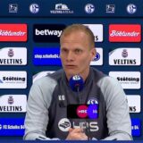 Pressekonferenz mit Cheftrainer Karel Geraerts.