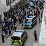 Viele Passanten waren am Samstagnachmittag in der Dortmunder City unterwegs, darunter auch viele Schaulustige. Die Polizei war deshalb mit vielen Kräften vor Ort.