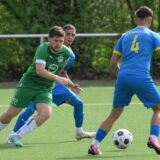Jose Miguel Rodriguez Toquero im Zweikampf mit Furkan Kiymaz