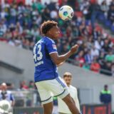 Spielt mit Köpfchen: Schalke-Talent Assan Ouédraogo.