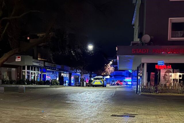Polizeieinsatz in der Kamener Innenstadt am Abend des Ostermontags 2024.