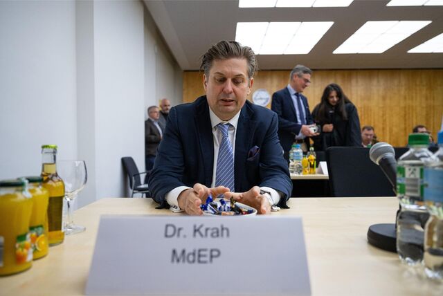 AfD-Europapolitiker Maximilian Krah sitzt beim Oberverwaltungsgericht in Münster