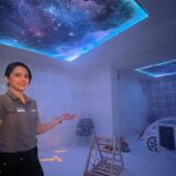 Selma Gündüz steht in der Salzgrotte ihres Geschäfts „Libbee“ in Unna-Königsborn.