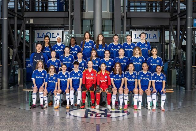 Die Schalker U17-Juniorinnen feierten den vorzeitigen Aufstieg in die Westfalenliga.