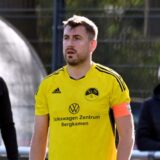 Lukas Schuster im gelben Trikot des SuS Kaiserau.