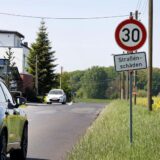 Tempo 30-Schild auf der Wickerder Straße