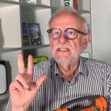 Friedrich Nölle, Vorsitzender von Definetz e.V., erläutert die Wiederbelebung im Schnelldurchgang.