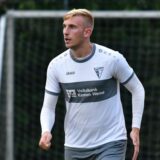 Nico Holtmann im weiß-grauen Trikot des Werner SC.