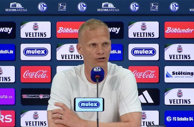 Karel Geraerts und Mersad Selimbegovic nach dem Spiel.