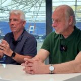 Die Fußball-Legenden Klaus Fischer und Rüdiger Abramczik sprechen im Legenden-Talk über die aktuelle Situation.
