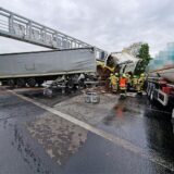 Schwerer Unfall auf der A1: Zwischen Kamen und Unna kollidierten am 6. Mai insgesamt drei Lkw