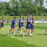 Schalkes Spieler bereiten sich auf die letzte Partie am Sonntag in Fürth vor.