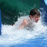 Junge im Freibad Selm