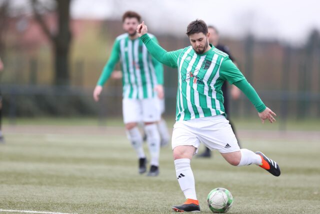 Daniel Berger freut sich mit seinem Team über seine Rückkehr