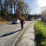 Die Bildmontage zeigt den südlichen Abschnitt der Kleistraße und Massens Ortsvorsteher Meinolf Moldenhauer. Er fordert hier ein Tempolimit.