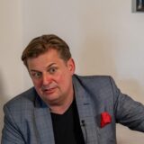 Maximilian Krah, Spitzenkandidat der AfD zur Europawahl, soll sich im Wahlkampf gezeigt haben. Das Bild zeigt ihn bei einem Auftritt in Bayern vor einigen Wochen.
