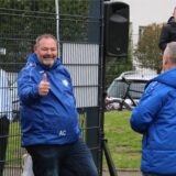 Andreas Conradi hebt den Daumen.