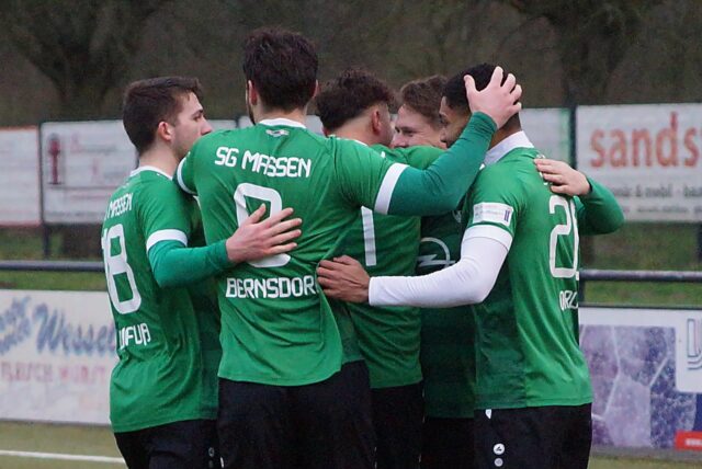 Die Spieler der SG Massen bekommen Verstärkung aus Rhynern.