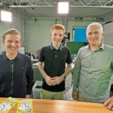 Sprachen im Studio über die Europawahl 2024 (v.l.): Tim Stohlmann, 1. Vorsitzender der JU im Kreis Unna und Alexander Höll, 1. Vorsitzender der Jusos im Kreis Unna mit Redakteur Marcus Land.
