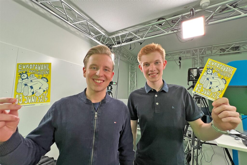 Tim Stohlmann (l.) und Alexander Höll im Videostudio des Hellweger Anzeigers