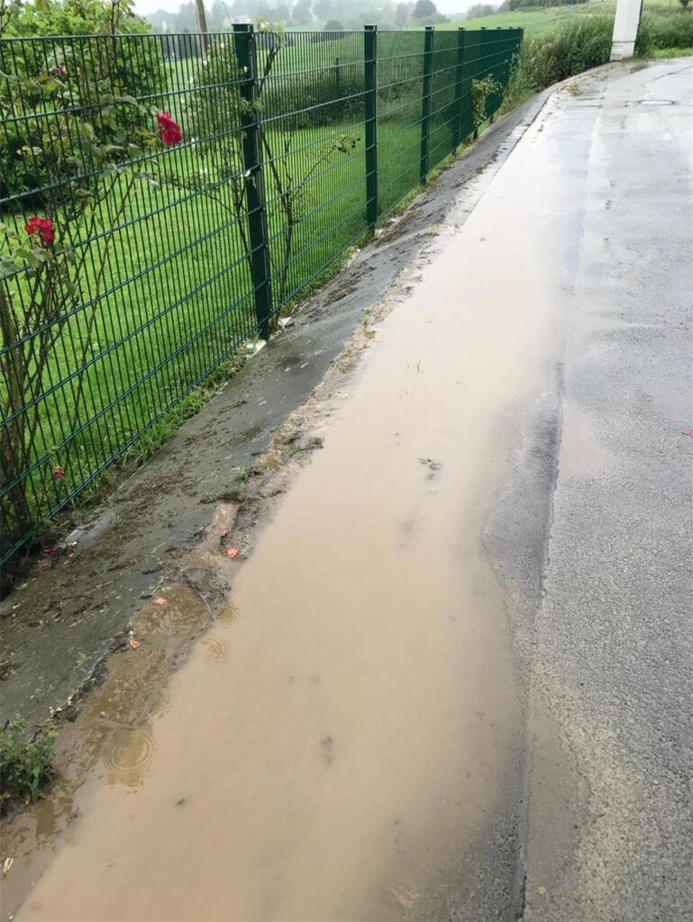 Schlamm Feldstraße Holzwickede