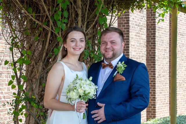 Olesia (geborene Fedynchuk) und Vladislav Wiedenmeier haben auf dem Standesamt Castrop-Rauxel geheiratet.