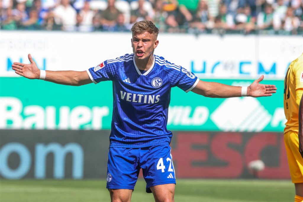 Keke Topp steht kurz vor einem Wechsel zu Werder Bremen. Keke Topp steht kurz vor einem Wechsel zu Werder Bremen.