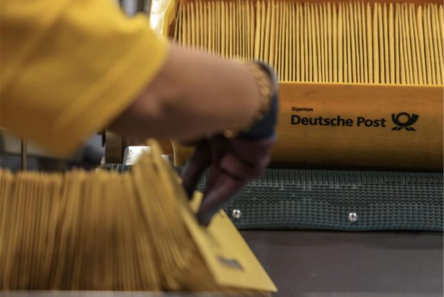 Künftig müssen Briefe an sechs Tagen die Woche zugestellt werden – also auch an Montagen.