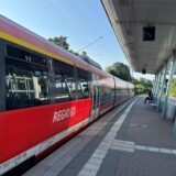 Zug des RB51 am Hauptbahnhof Lünen