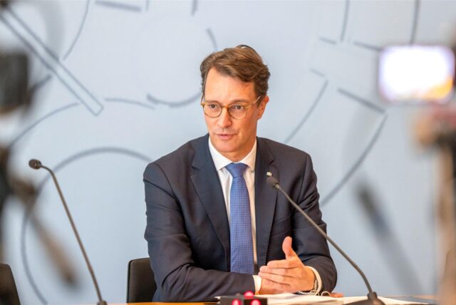 Hendrik Wüst (CDU),
