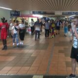 Bei aller Freude über den renovierten Bahnhof – den Waffelstand (hinten links im Bild) vermissen viele Dortmunder schmerzlich.
