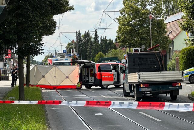 An der Brambauerstraße in Brechten ist es zu einem schweren Verkehrsunfall gekommen.