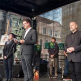 Döbelns Oberbürgermeister Sven Liebhauser (2. von links), begleitet von seiner Stellvertreterin Susan Zache und Unnas Bürgermeister Dirk Wigant.
