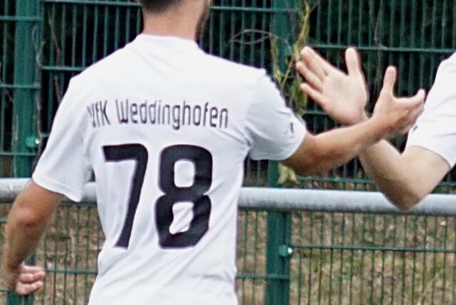 Der VfK Weddinghofen begrüßt am Sonntag beim Trainingsauftakt einen neuen Spieler vom SuS Rünthe.