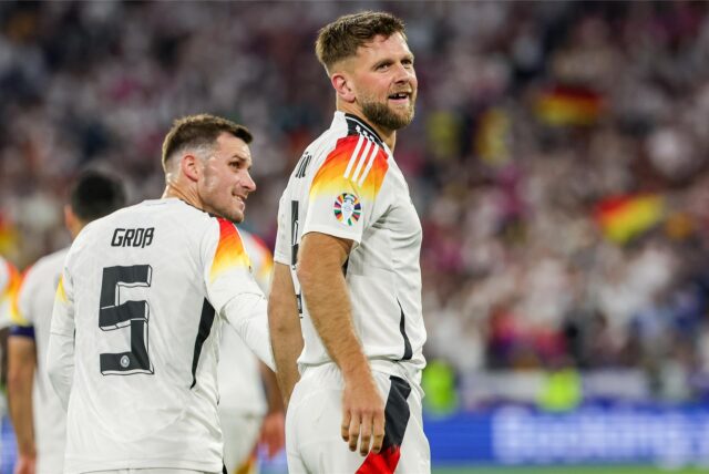 Fußball, UEFA Euro 2024, EM, Deutschland – Schottland, Vorrunde, Gruppe A, Spieltag 1, Fußball Arena München. Deutschlands Spieler Niclas Füllkrug (r) und Pascal Groß jubeln nach Füllkrugs Treffer zum 4:0.