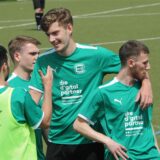 Die Spieler von Eintracht Ergste jubeln.